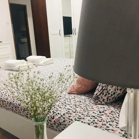 Amoreiras Place - *