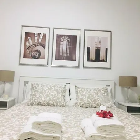 Amoreiras Place - *