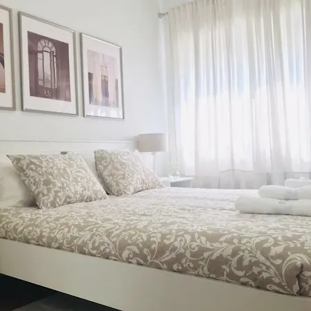 Amoreiras Place - *